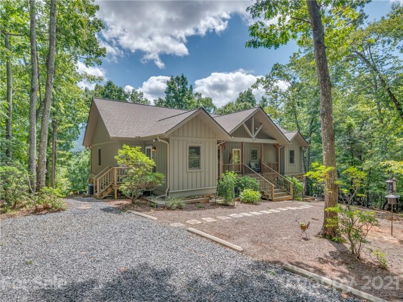 Property image 3 at 872 Piney Gate Road, Saluda, NC 28773