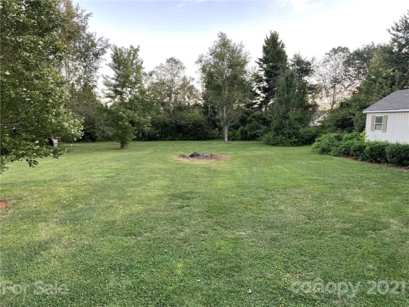 Property image 4 at 116 Stonefield Drive, Statesville, NC 28677