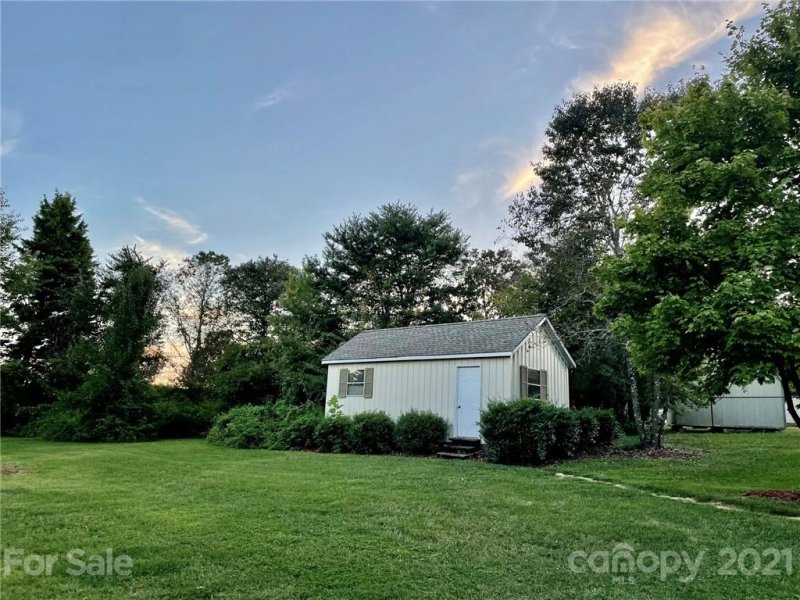 Property image 5 at 116 Stonefield Drive, Statesville, NC 28677