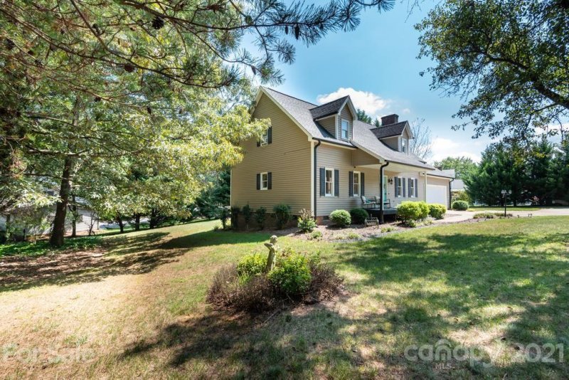 Property image 4 at 4166 Hemingway Drive, Hickory, NC 28601