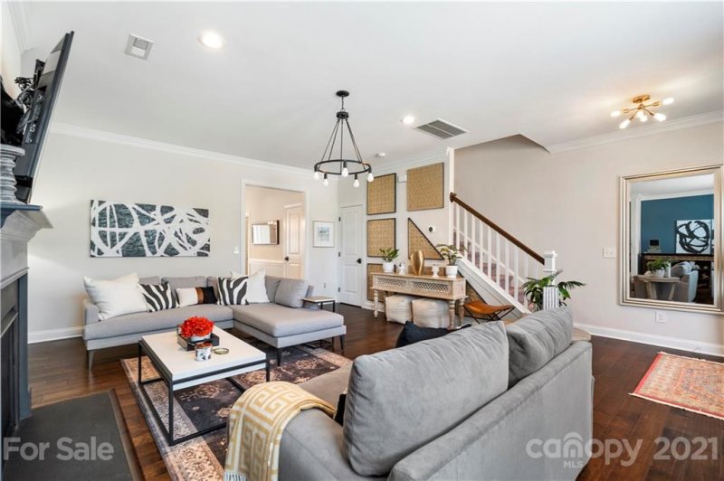 Property image 4 at 5208 Irving Drive, Charlotte, NC 28216