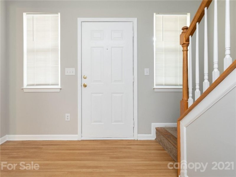 Property image 4 at 540 Stillgreen Lane, Charlotte, NC 28214