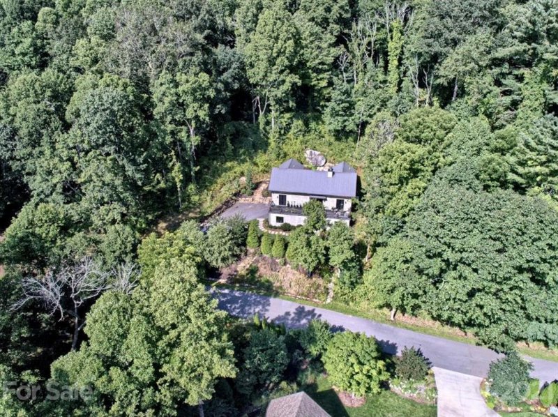 Property image 3 at 68 Robinhood Road, Asheville, NC 28804