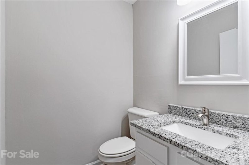 Property image 5 at 6622 Point Comfort Lane, Charlotte, NC 28226