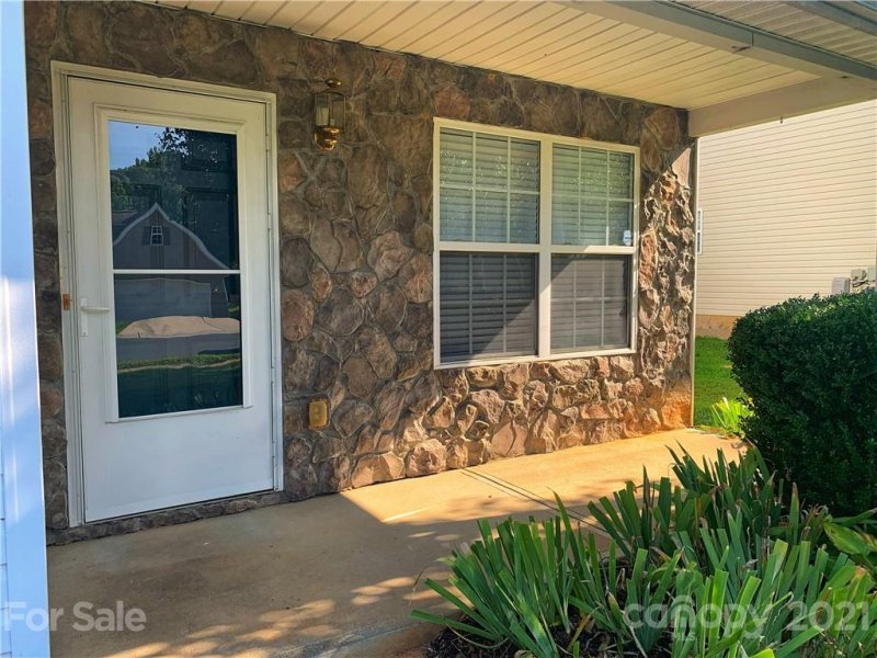 Property image 3 at 2640 Amber Crest Drive, Gastonia, NC 28052