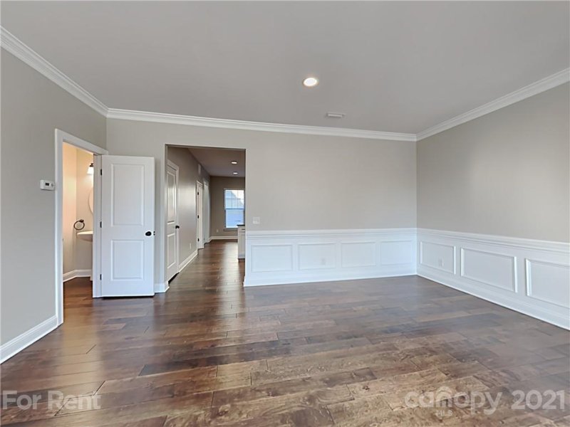 Property image 2 at 8717 Aspinwall Drive, Charlotte, NC 28216