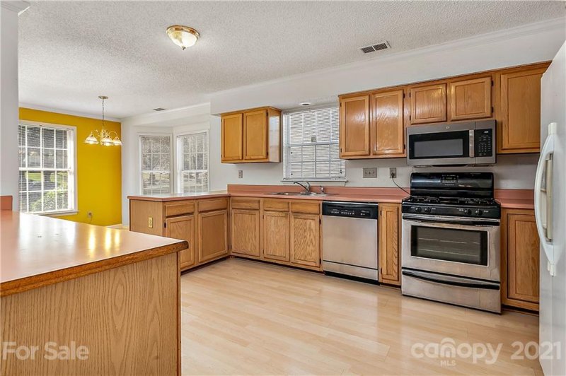 Property image 4 at 1106 Gretna Green Drive, Charlotte, NC 28217