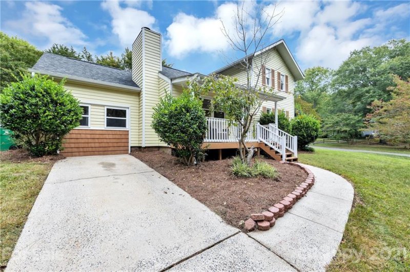 Property image 3 at 12037 Five Cedars Road, Charlotte, NC 28226