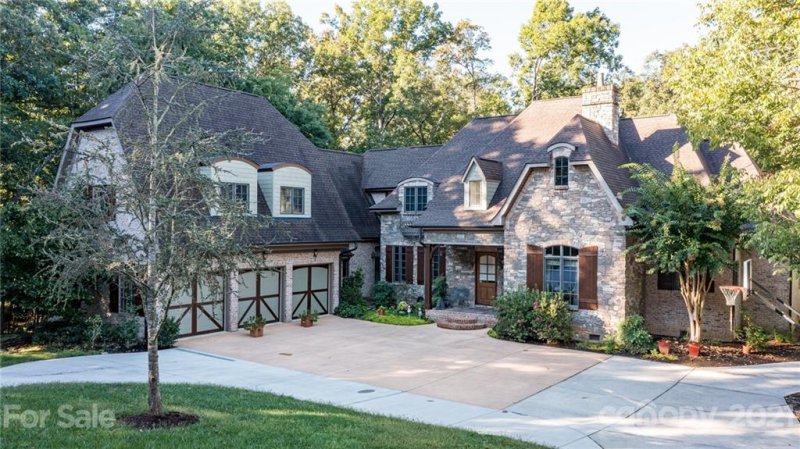 6040 Oxfordshire Road