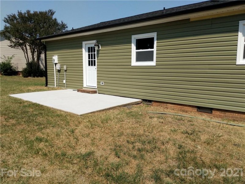 Property image 5 at 3545 Yorkland Drive, Hickory, NC 28601