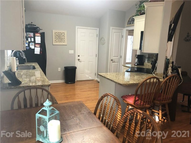 Property image 4 at 2108 Jenkins Printing Drive, Newton, NC 28658