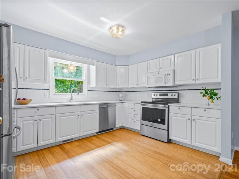 Property image 5 at 114 Courtney Lane, Candler, NC 28715