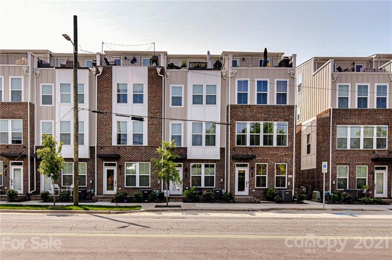 Property image 2 at 268 Parkwood Avenue, Charlotte, NC 28206