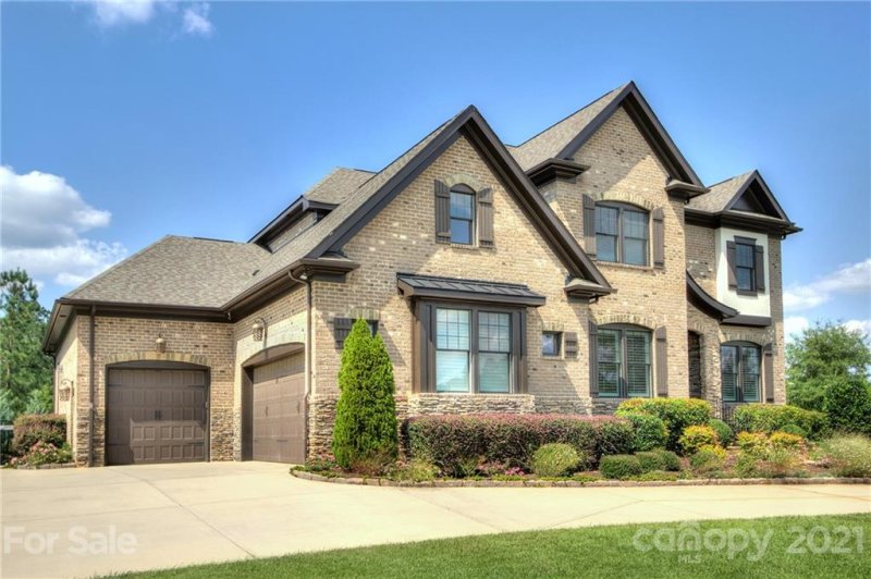 Property image 4 at 1009 Princessa Drive, Wesley Chapel, NC 28104