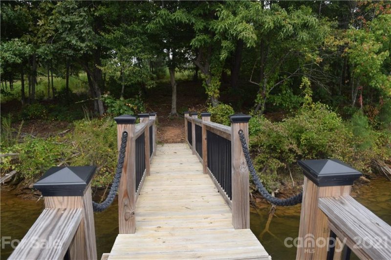 Property image 4 at 1792 Waters Edge Drive, Granite Falls, NC 28630