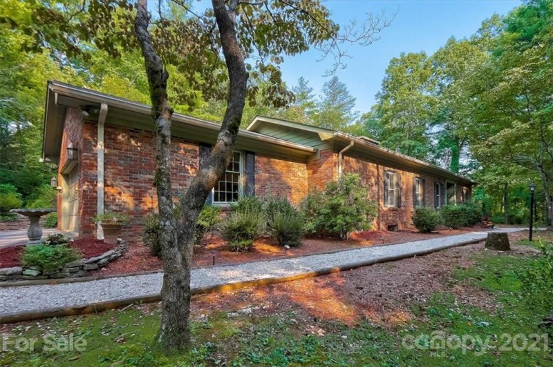 Property image 4 at 496 English Road, Spruce Pine, NC 28777