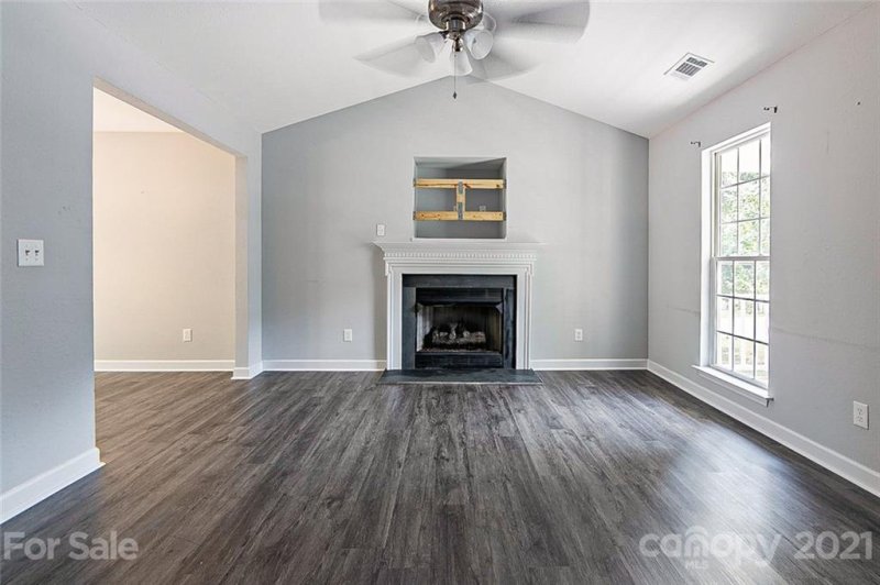 Property image 3 at 1418 Spring View Court, Rock Hill, SC 29732