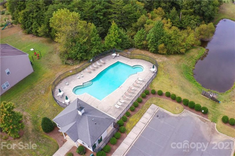 Property image 2 at 14327 Hartwell Farm Drive, Charlotte, NC 28278