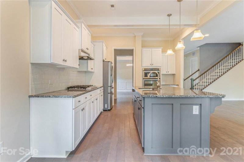 Property image 5 at 8302 Aspen Court, Charlotte, NC 28227