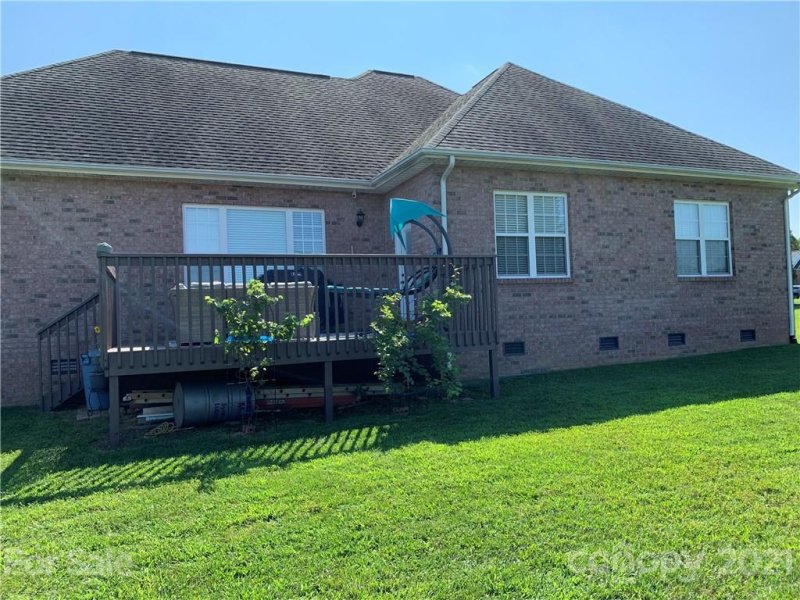 Property image 5 at 1781 31st Avenue Lane, Hickory, NC 28601