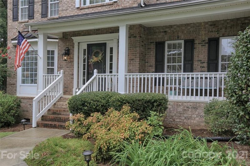 Property image 2 at 1912 Sycamore Creek Court, Charlotte, NC 28227