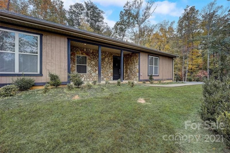 Property image 2 at 121 Dublin Lane, Columbus, NC 28722