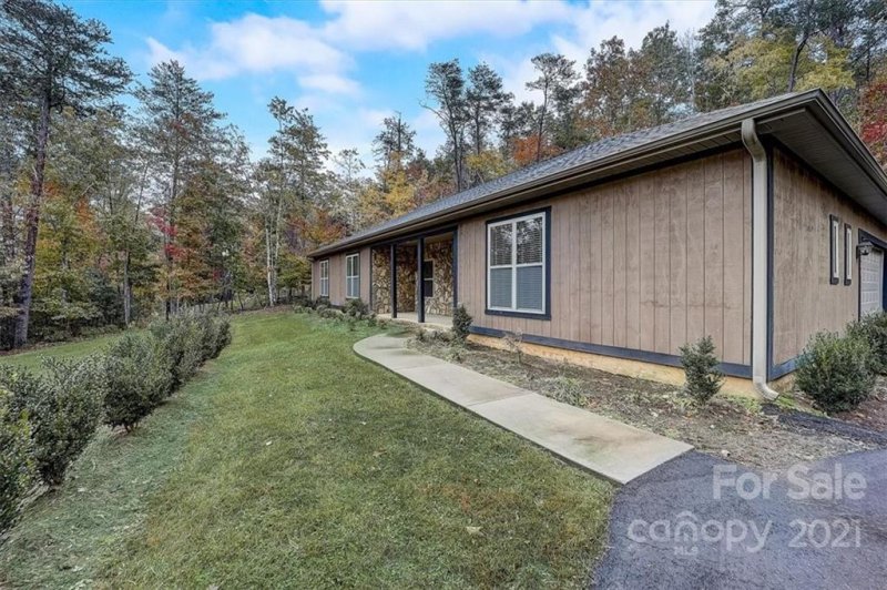 Property image 3 at 121 Dublin Lane, Columbus, NC 28722