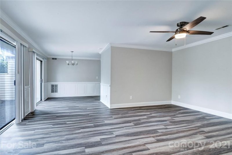 Property image 4 at 1636 Hollow Drive, Charlotte, NC 28212