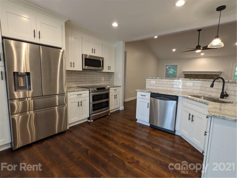 Property image 5 at 3984 Oakstone Place, Denver, NC 28037