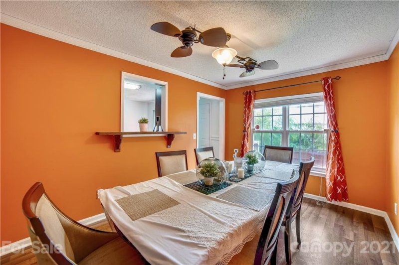 Property image 5 at 918 Grassy Patch Lane, Charlotte, NC 28216