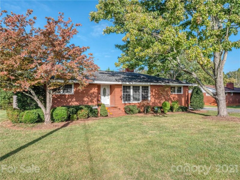 Property image 2 at 525 Ruby Lane, Gastonia, NC 28054