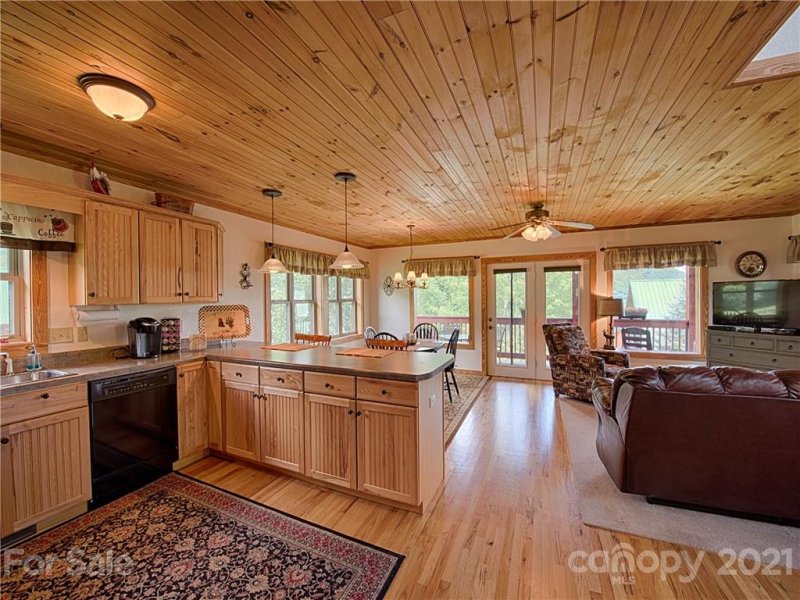 Property image 4 at 42 Bonus Court, Maggie Valley, NC 27851