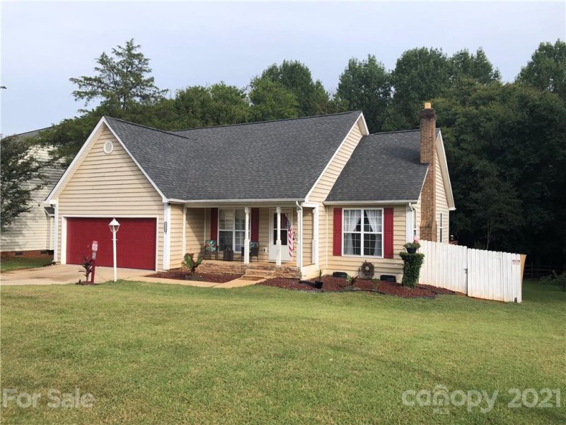 Property image 2 at 3516 Cedar Springs Drive, Concord, NC 28027