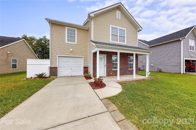 Property image 2 at 561 Gentle Breeze Lane, Rock Hill, SC 29730