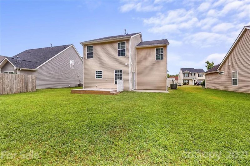 Property image 5 at 561 Gentle Breeze Lane, Rock Hill, SC 29730