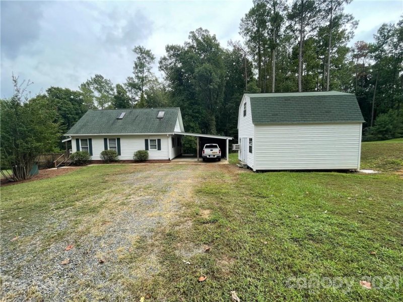 Property image 3 at 2029 Chameleon Road, York, SC 29745