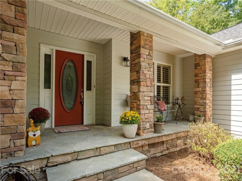 Property image 4 at 170 Sweetgum Trail, Hendersonville, NC 28739