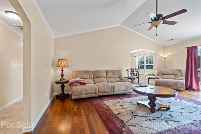 Property image 4 at 14 Greenway Drive, Granite Falls, NC 28630