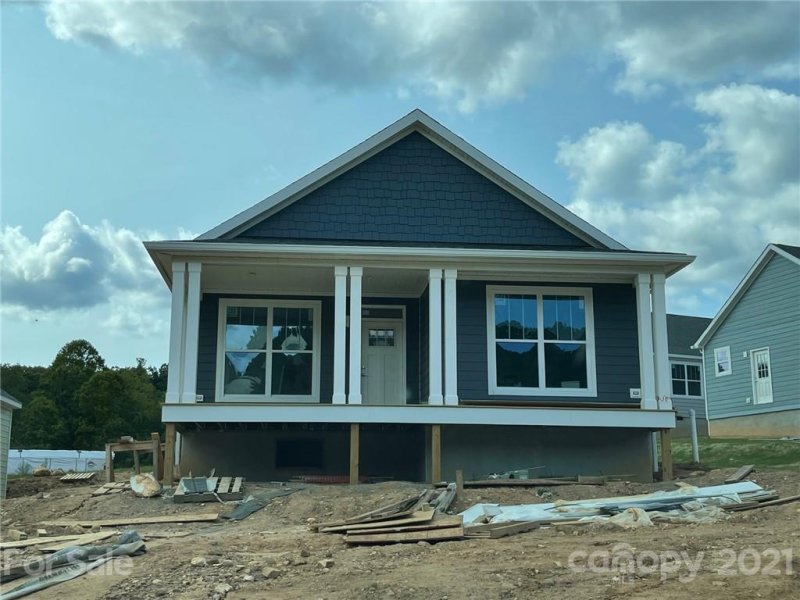 1209 Seven Sisters Lane