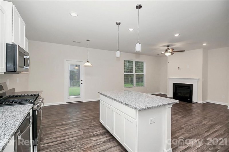 Property image 4 at 7306 Wheyfield Drive, Charlotte, NC 28215