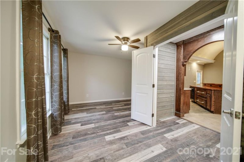 Property image 3 at 729 Forestbrook Drive, Gastonia, NC 28056