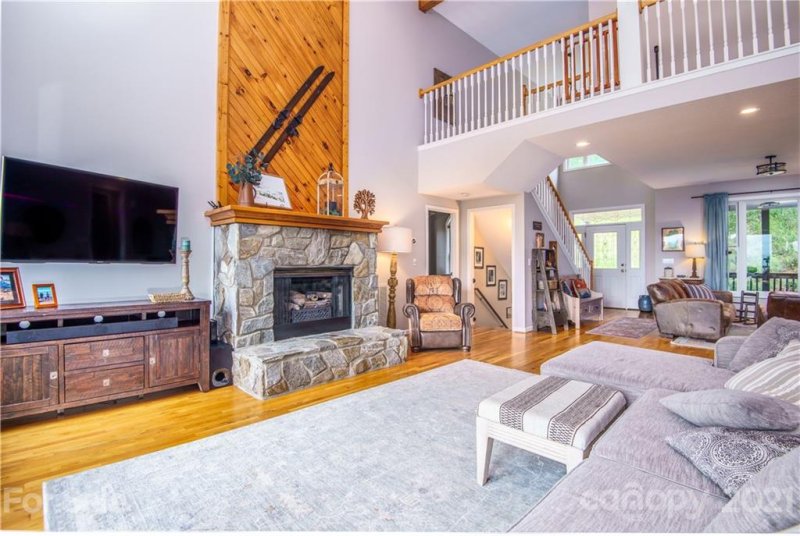 Property image 5 at 897 Presidential Drive, Waynesville, NC 28786