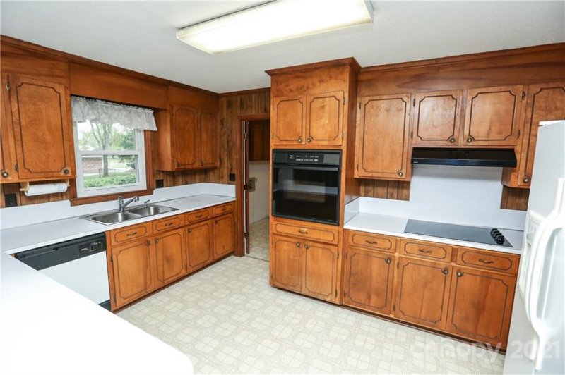 Property image 5 at 1607 Caromar Place, Concord, NC 28027