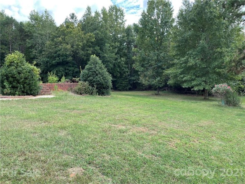 Property image 3 at 7916 White Cliffs Drive, Mint Hill, NC 28227