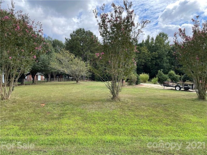 Property image 5 at 7916 White Cliffs Drive, Mint Hill, NC 28227