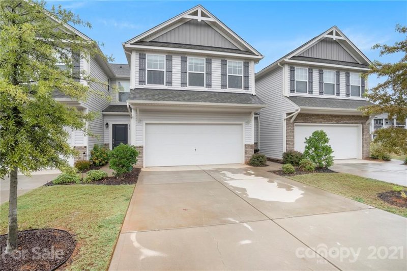 412 Tayberry Lane