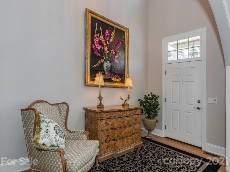 Property image 3 at 6510 Wakehurst Road, Charlotte, NC 28226