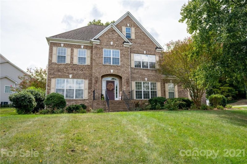 7779 Windsor Forest Place