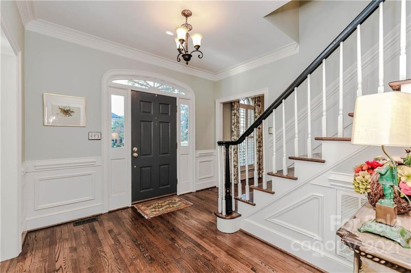 Property image 4 at 1116 Laurel Park Lane, Charlotte, NC 28270