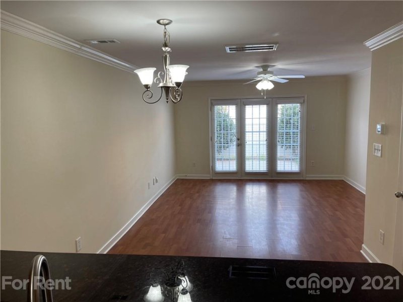 Property image 3 at 1348 Green Oaks Lane, Charlotte, NC 28205